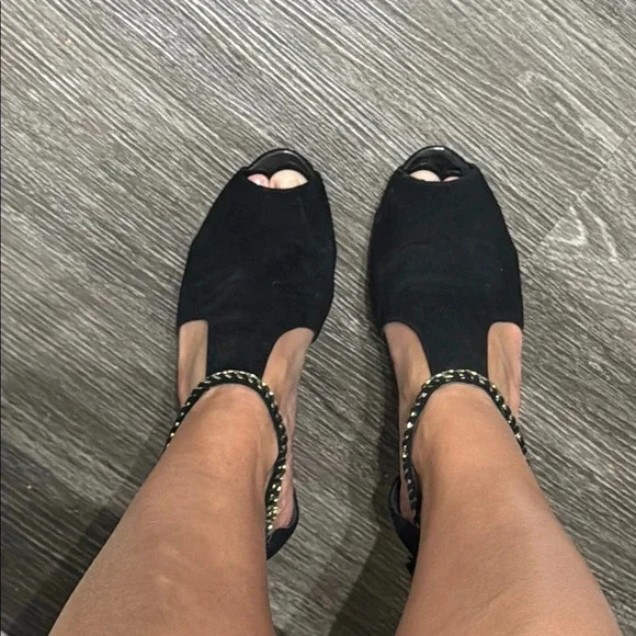 White House Black Market Black Heels with Open Toe Design and Textured Fabric - Picture 1 of 10